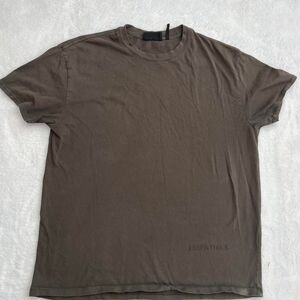 Essentials Fear of God T-Shirt Men's S Streetwear Luxury Minimalist Neutral